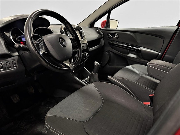 Renault Clio 11 of 26