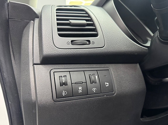 Hyundai ix20 10 of 15