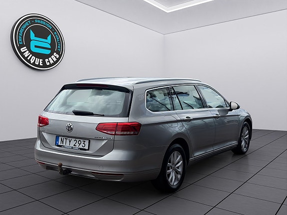 Volkswagen Passat 3 of 5