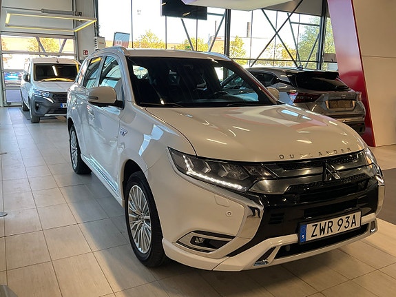 Mitsubishi Outlander 4 of 29