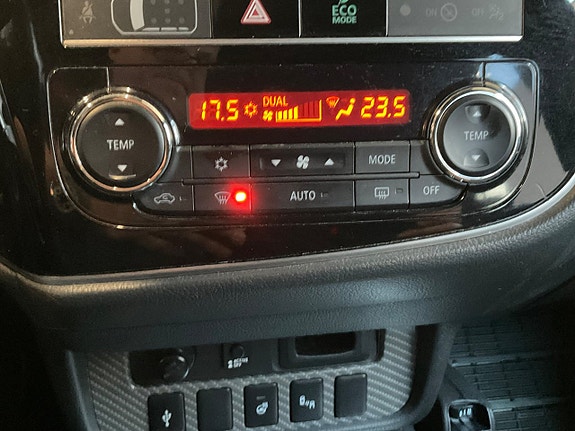 Mitsubishi Outlander 22 of 29