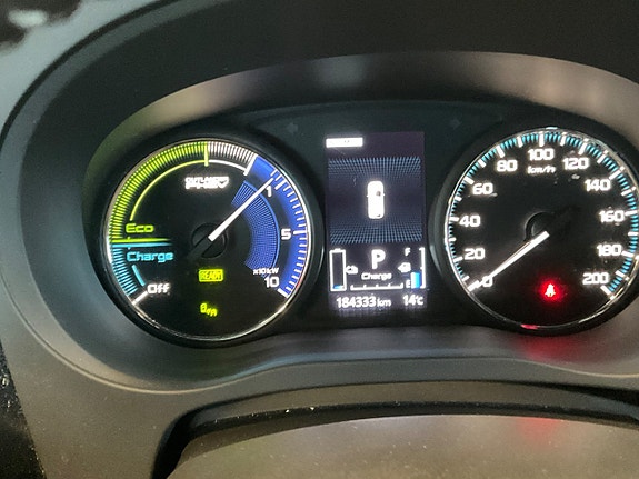 Mitsubishi Outlander 16 of 29