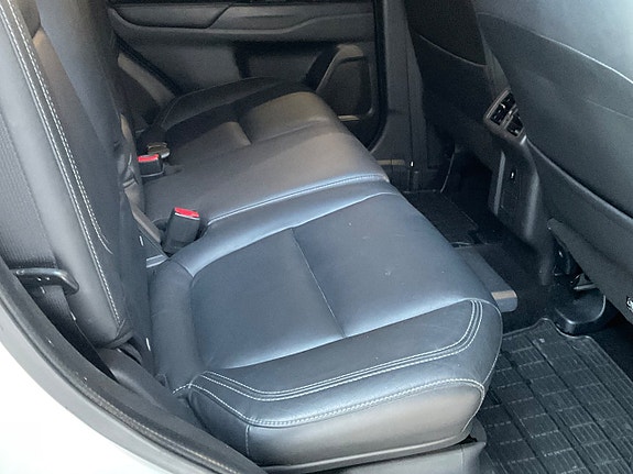Mitsubishi Outlander 26 of 29