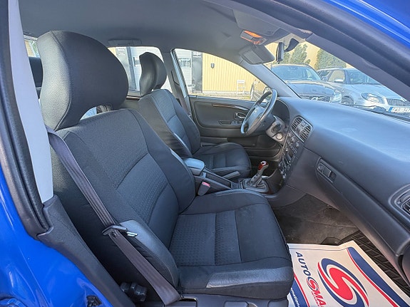 Volvo S40 6 of 6