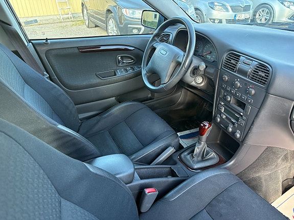Volvo S40 5 of 5