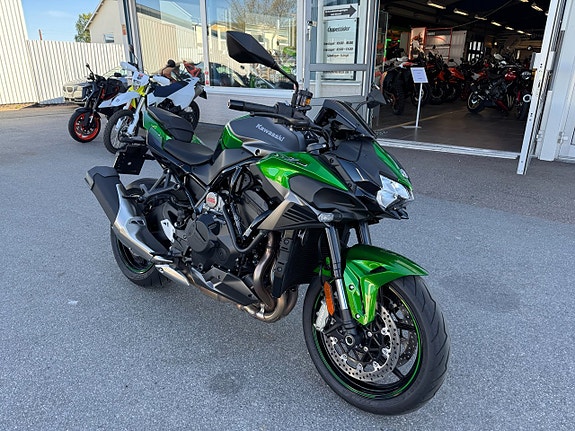 Kawasaki Z H2 2 of 6