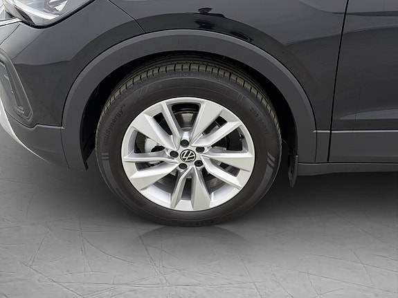 Volkswagen T-Cross 23 of 26