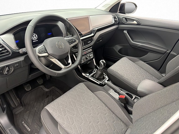 Volkswagen T-Cross 9 of 26