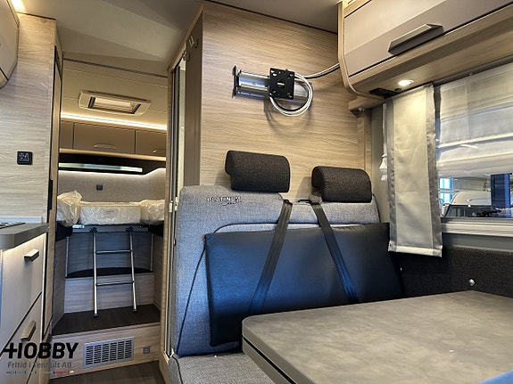 Knaus Van TI Plus Platinum Selection 650 MEG 4X4 13 of 21