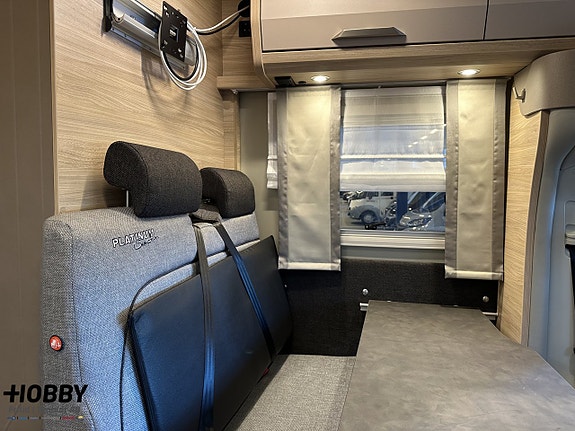 Knaus Van TI Plus Platinum Selection 650 MEG 4X4 12 of 21