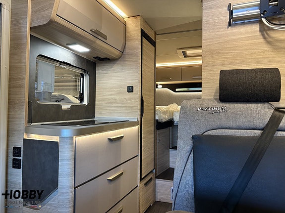 Knaus Van TI Plus Platinum Selection 650 MEG 4X4 14 of 21