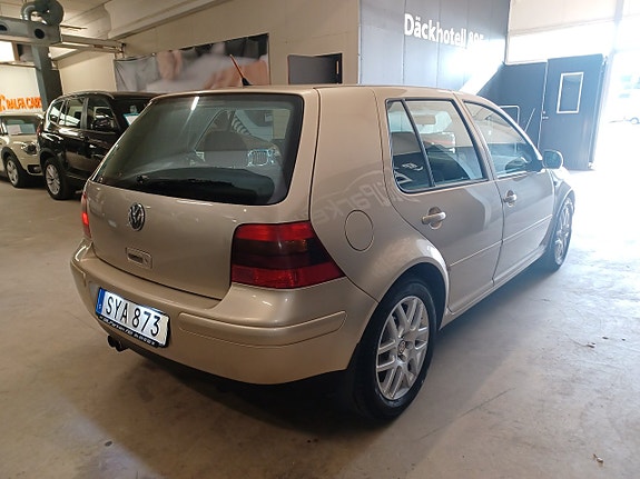 Volkswagen Golf IV 7 of 14