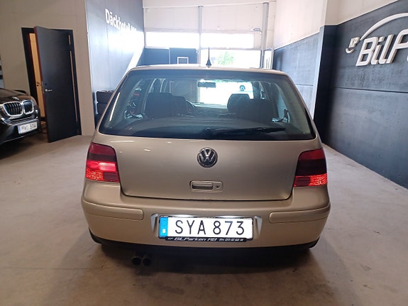 Volkswagen Golf IV 6 of 14
