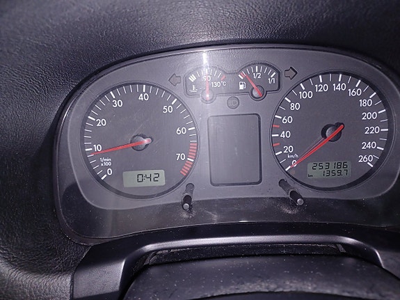 Volkswagen Golf IV 12 of 14