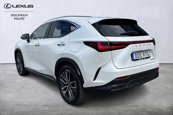 Lexus NX 450h 3 of 5