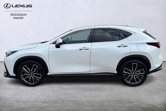 Lexus NX 450h 2 of 5