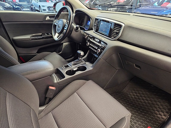 Kia Sportage 13 of 30