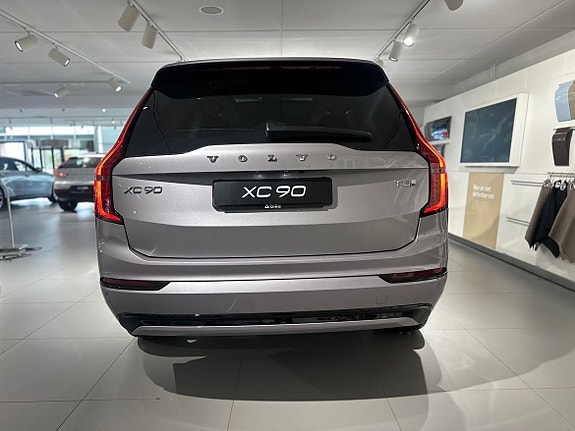 Volvo XC90 7 of 22
