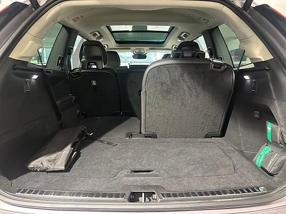 Volvo XC90 6 of 22