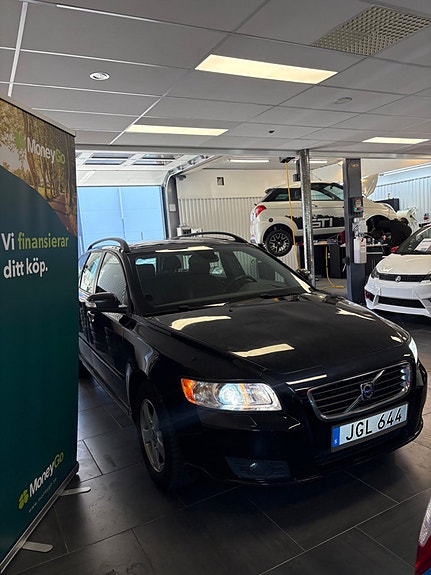 Volvo V50 4 of 7