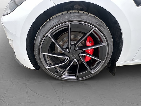 Tesla Model 3 25 of 28