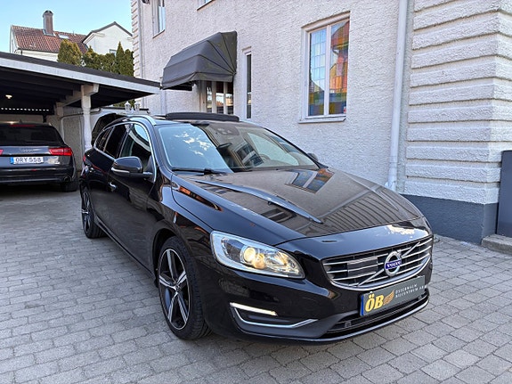 Volvo V60 6 of 30