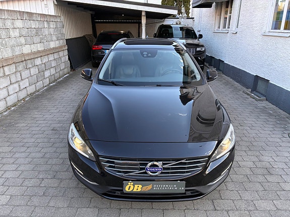 Volvo V60 7 of 30