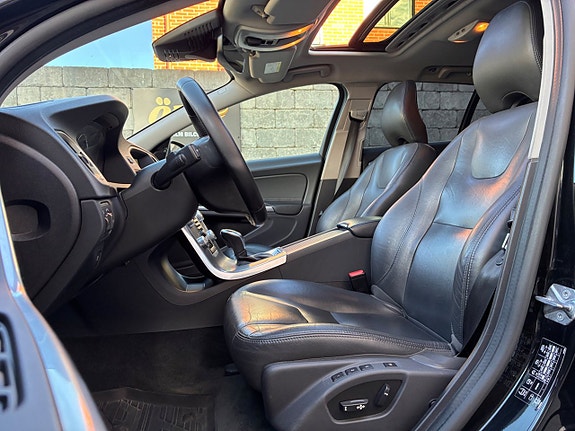 Volvo V60 23 of 30