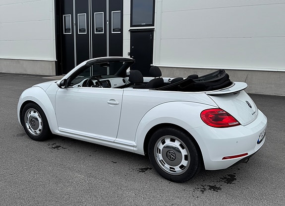 Volkswagen Beetle 18 of 18