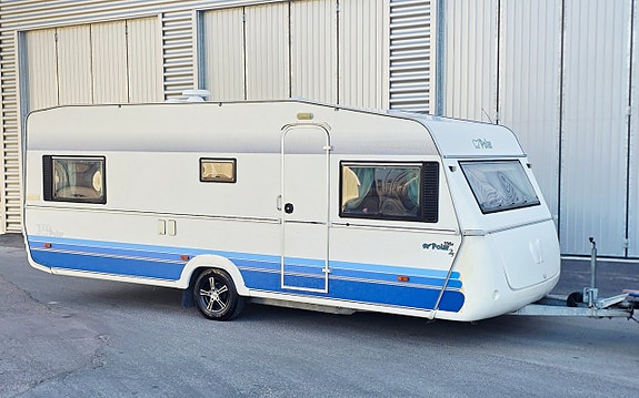 Polar 590 E 2.5 Långbäddad / Alde