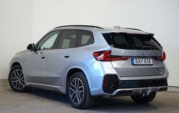 BMW X1 3 of 5