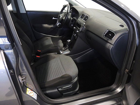 Volkswagen Polo 12 of 17