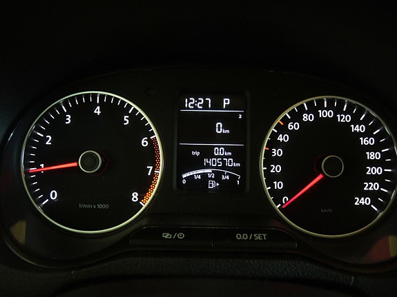 Volkswagen Polo 17 of 17