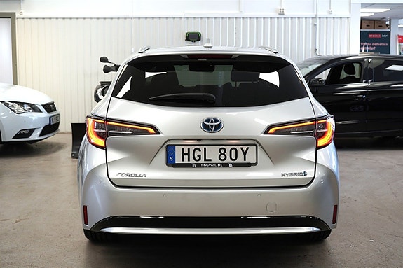 Toyota Corolla 4 of 27