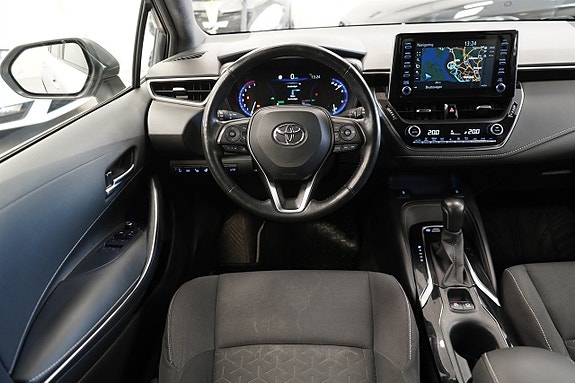 Toyota Corolla 16 of 27