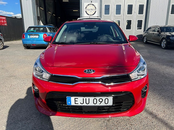 Kia Rio 2 of 5