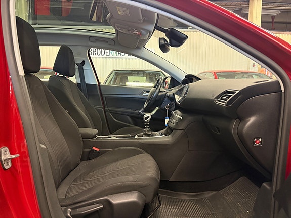 Peugeot 308 11 of 14
