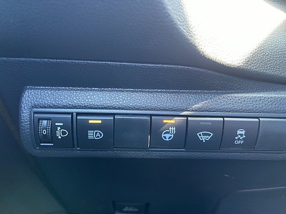 Suzuki Swace 24 of 30