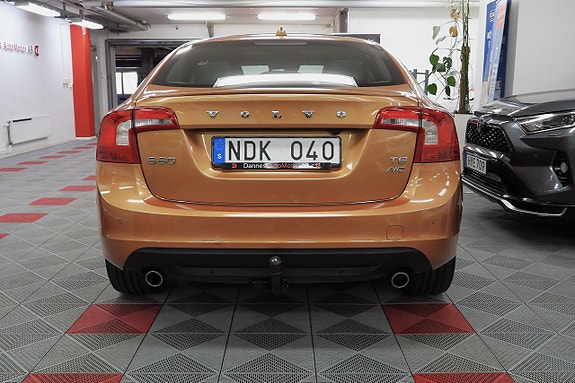 Volvo S60 7 of 29