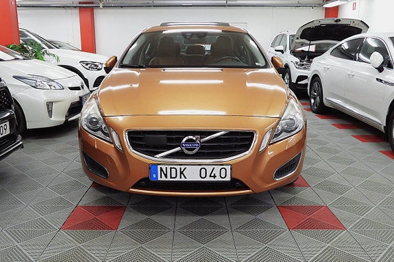 Volvo S60 3 of 29