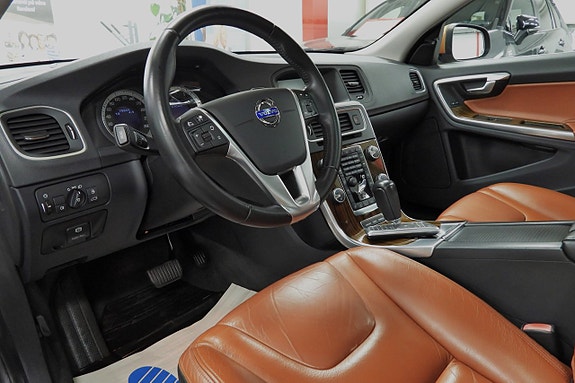 Volvo S60 19 of 29
