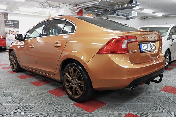 Volvo S60 6 of 29
