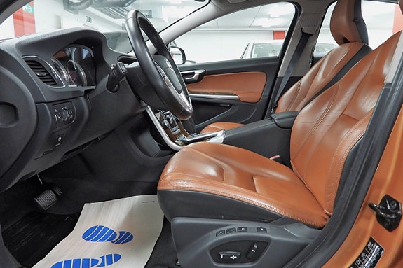 Volvo S60 10 of 29