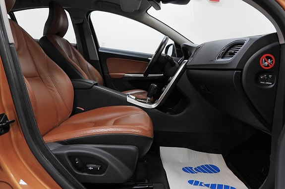 Volvo S60 11 of 29