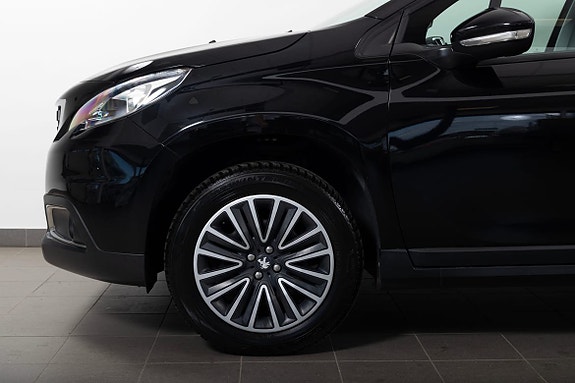 Peugeot 2008 4 of 5