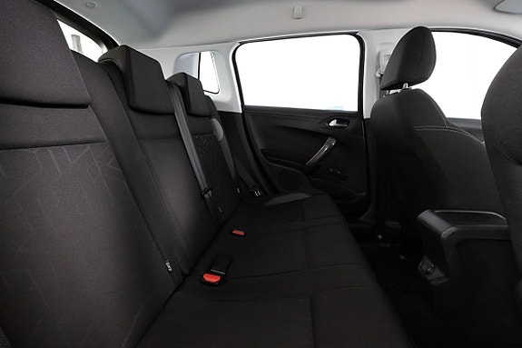 Peugeot 2008 12 of 12