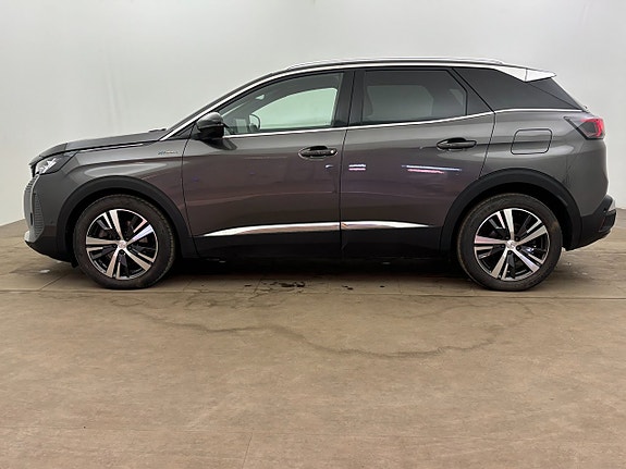Peugeot 3008 3 of 5