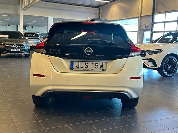 Nissan Leaf 5 of 5