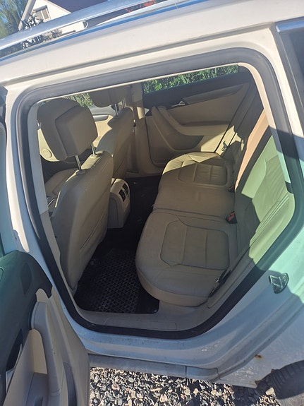 Volkswagen Passat 5 of 5