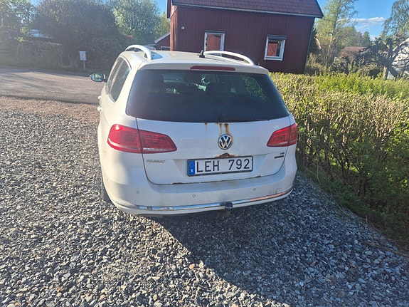 Volkswagen Passat 4 of 5